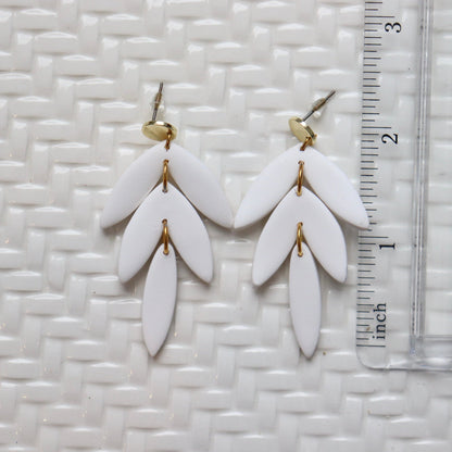 White Feathered Dangle